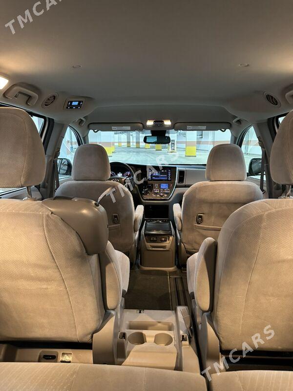 Toyota Sienna 2018 - 400 000 TMT - Ашхабад - img 10