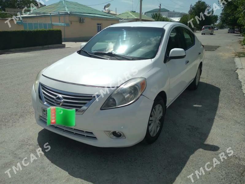 Nissan Versa 2011 - 75 000 TMT - Балканабат - img 2