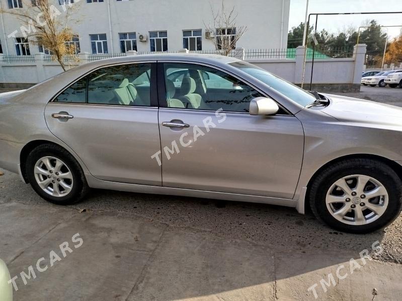 Toyota Camry 2010 - 170 000 TMT - Мары - img 3