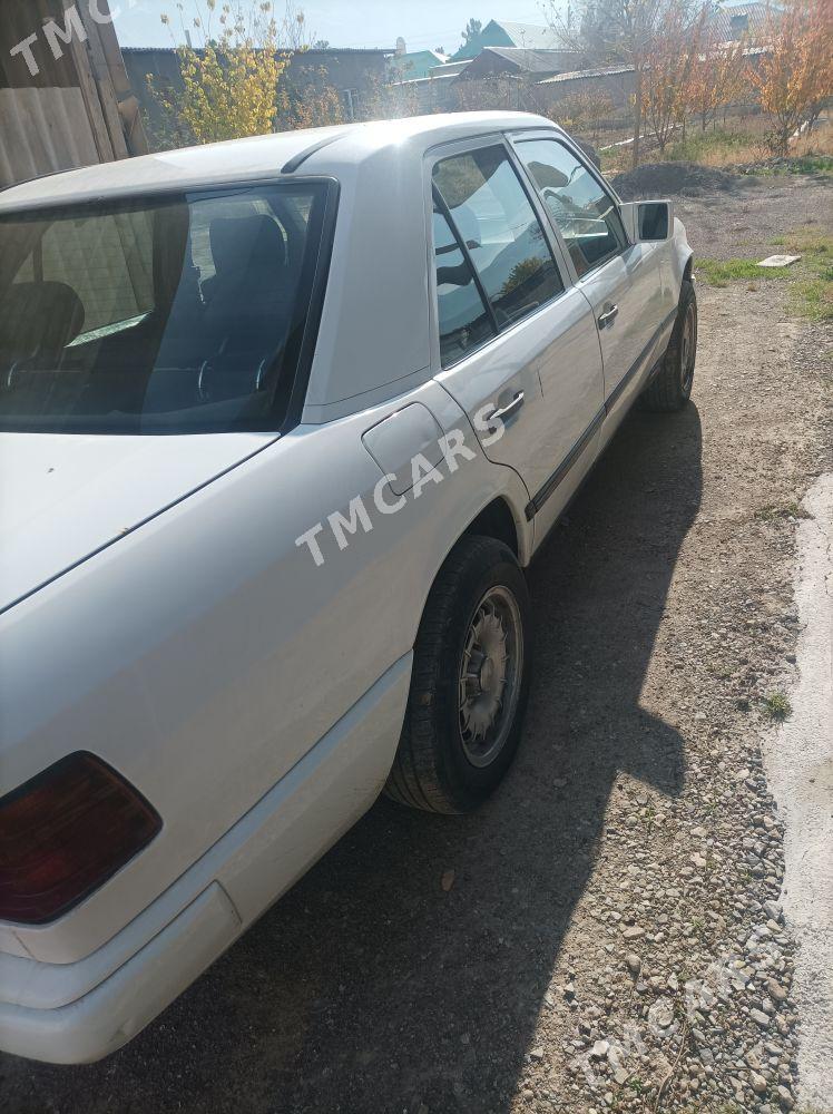 Mercedes-Benz 230E 1988 - 48 000 TMT - Aşgabat - img 4