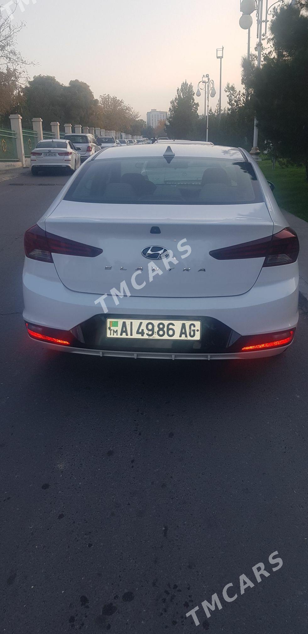 Hyundai Elantra 2020 - 220 000 TMT - Aşgabat - img 3