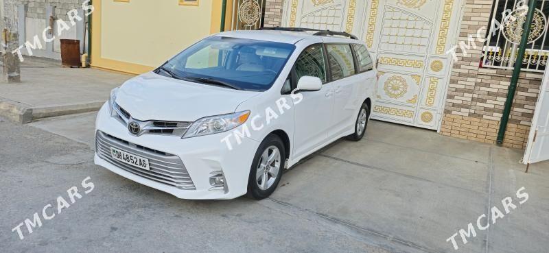 Toyota Sienna 2020 - 415 000 TMT - Ашхабад - img 3