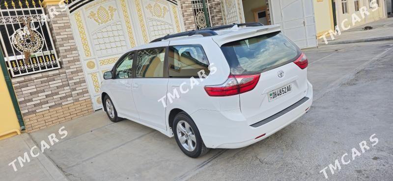 Toyota Sienna 2020 - 415 000 TMT - Ашхабад - img 5