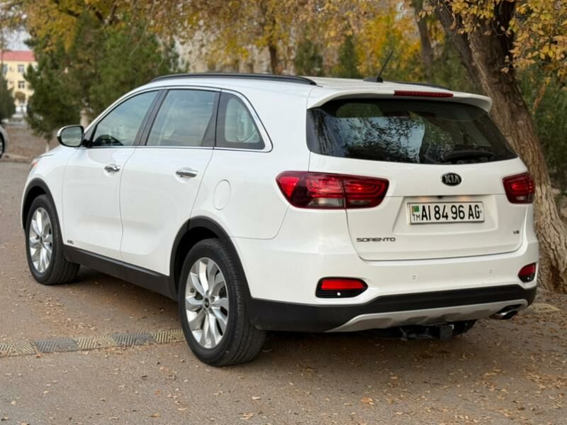 Kia Sorento 2020 - 268 000 TMT - 11 mkr - img 2