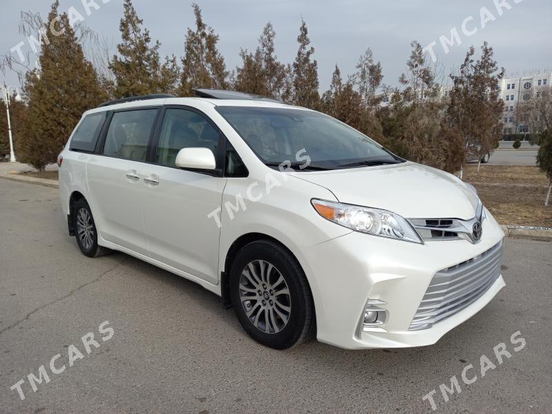 Toyota Sienna 2018 - 410 000 TMT - Daşoguz - img 3