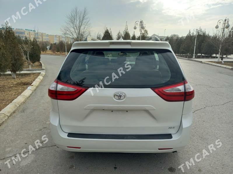 Toyota Sienna 2018 - 410 000 TMT - Daşoguz - img 6