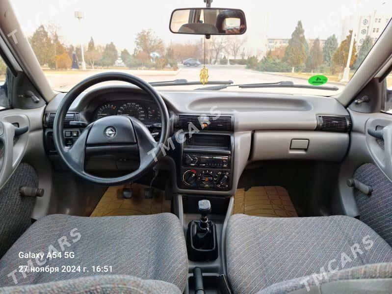 Opel Astra 1993 - 32 000 TMT - Daşoguz - img 5