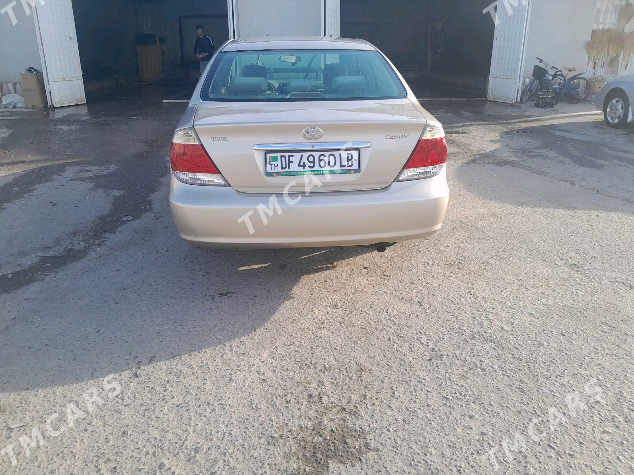 Toyota Camry 2005 - 140 000 TMT - Сакар - img 5