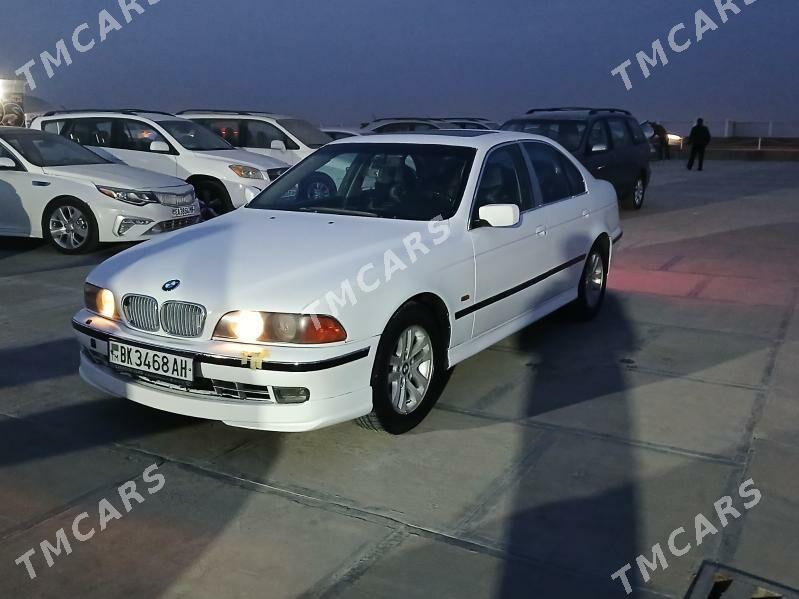 BMW E39 1999 - 80 000 TMT - Mary - img 2