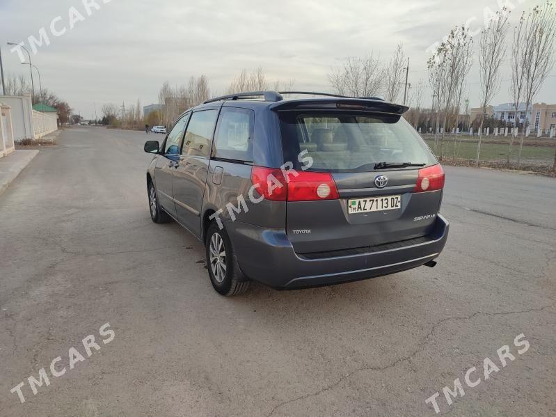 Toyota Sienna 2006 - 190 000 TMT - Губадаг - img 2