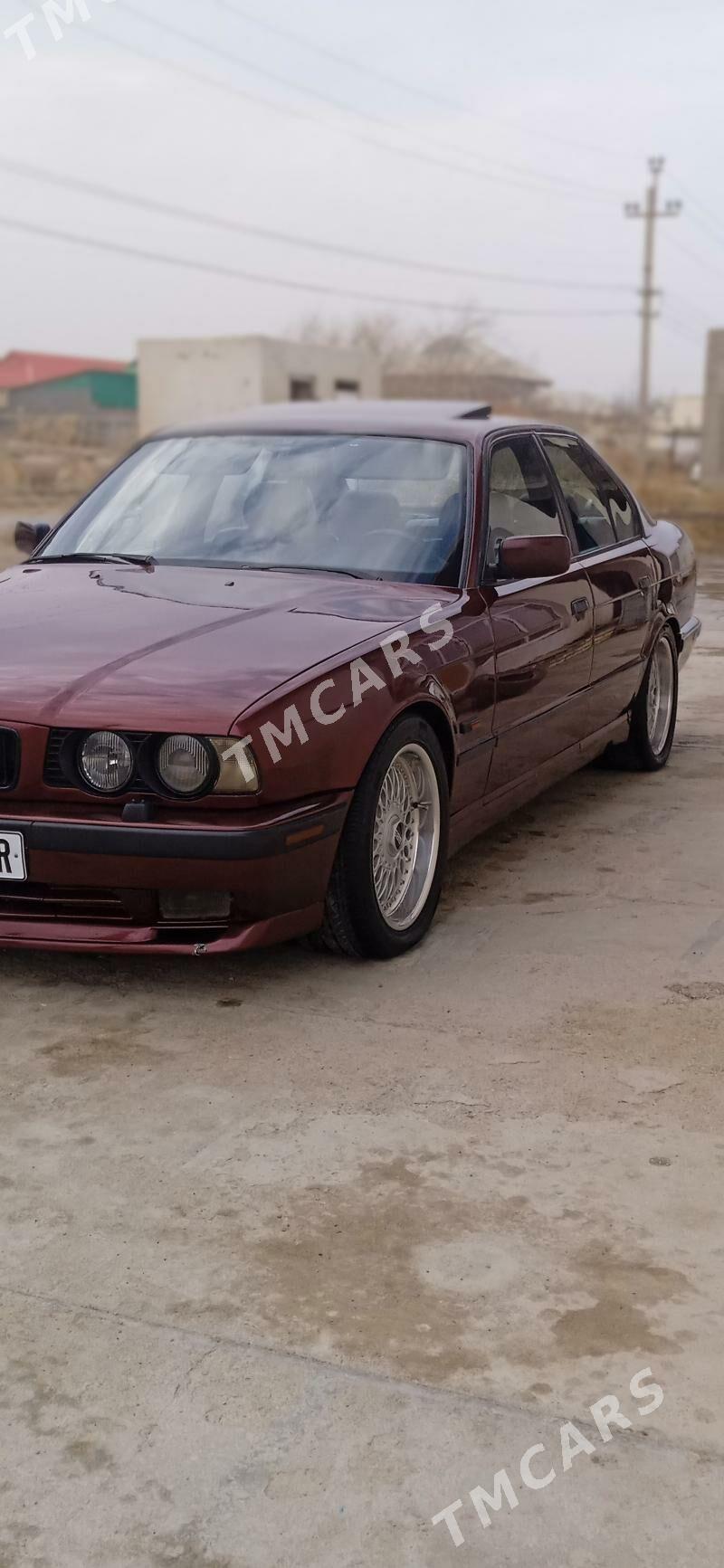 BMW 528 1993 - 95 000 TMT - Мары - img 4