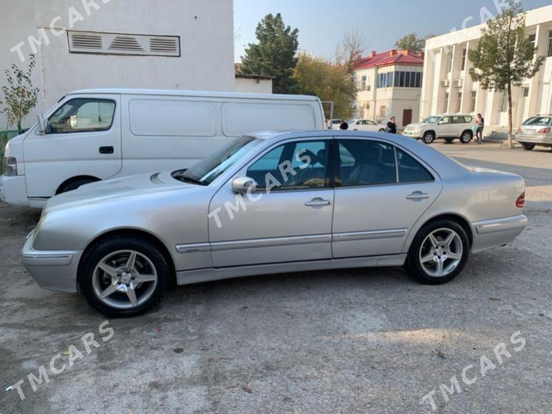 Mercedes-Benz E320 2001 - 100 000 TMT - Ашхабад - img 3