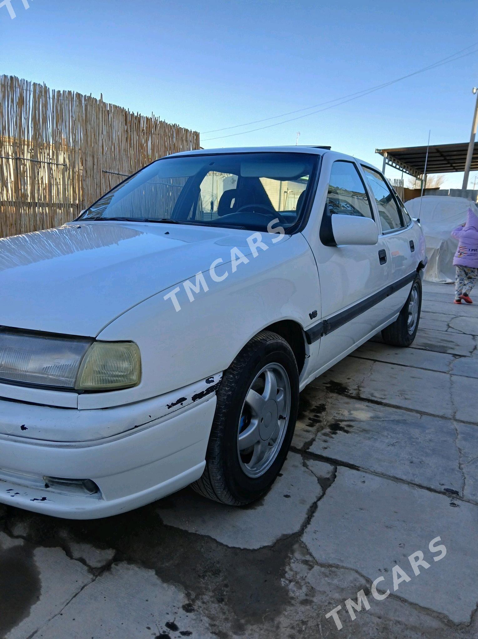 Opel Vectra 1993 - 25 000 TMT - Дашогуз - img 2