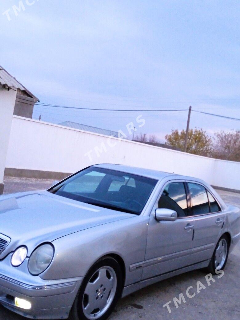 Mercedes-Benz E430 1999 - 105 000 TMT - Бахарден - img 3