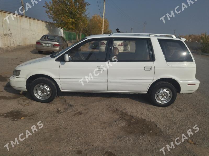 Mitsubishi Chariot 1992 - 40 000 TMT - Теджен - img 3