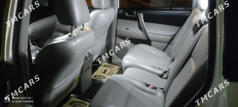 Toyota Highlander 2010 - 281 000 TMT - Ашхабад - img 3