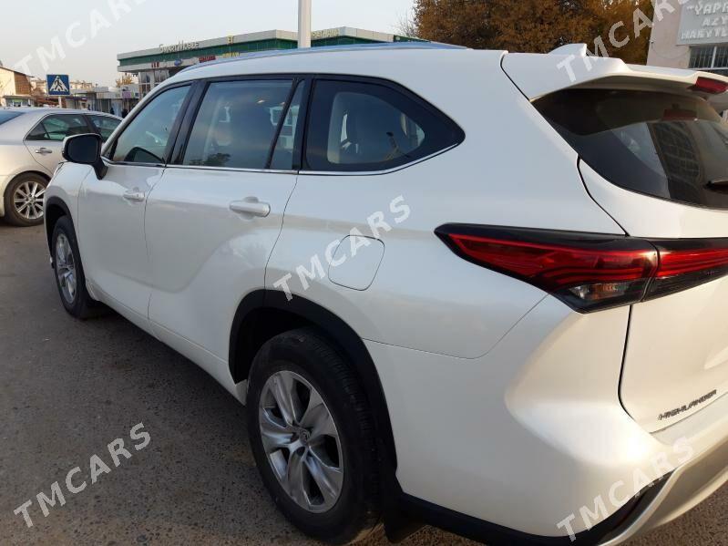 Toyota Highlander 2021 - 600 000 TMT - Türkmenabat - img 3