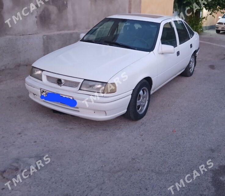 Opel Vectra 1995 - 20 000 TMT - Hitrowka - img 2