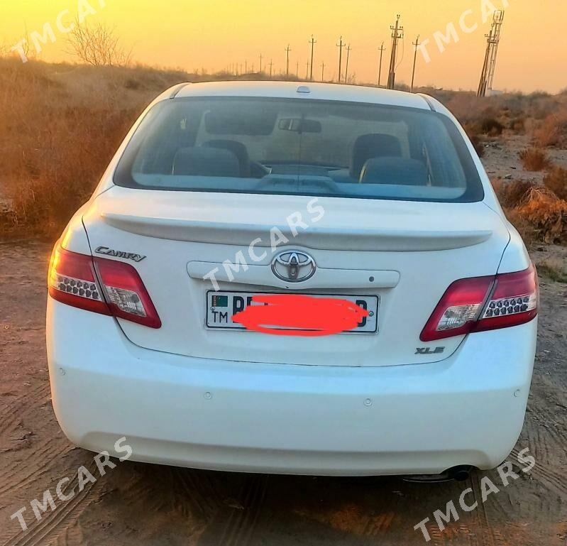 Toyota Camry 2010 - 145 000 TMT - Kerki - img 2