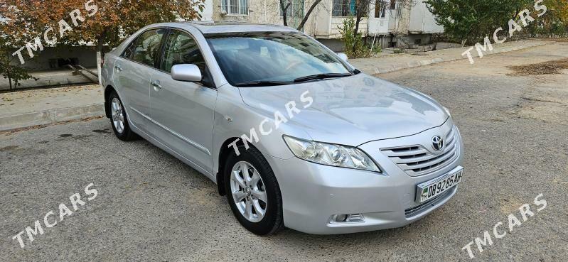 Toyota Camry 2007 - 140 000 TMT - 8 мкр - img 3