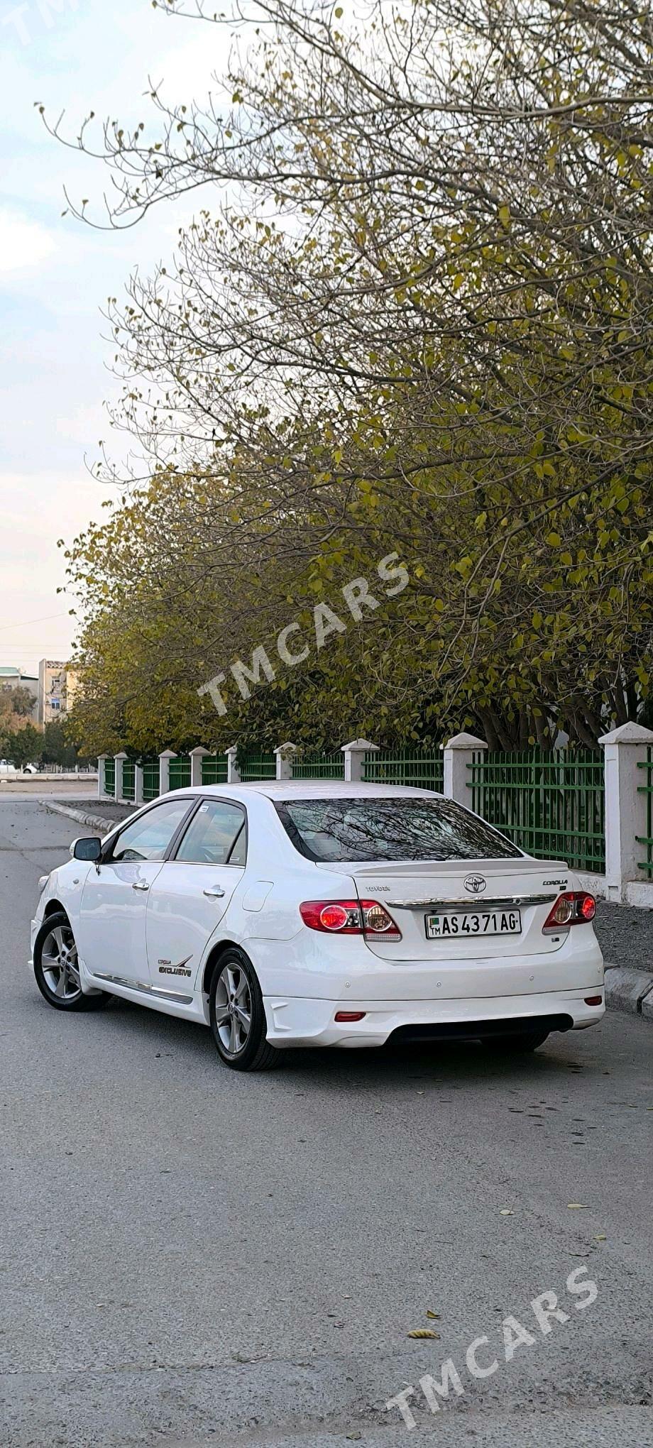 Toyota Corolla 2013 - 159 000 TMT - Ашхабад - img 4