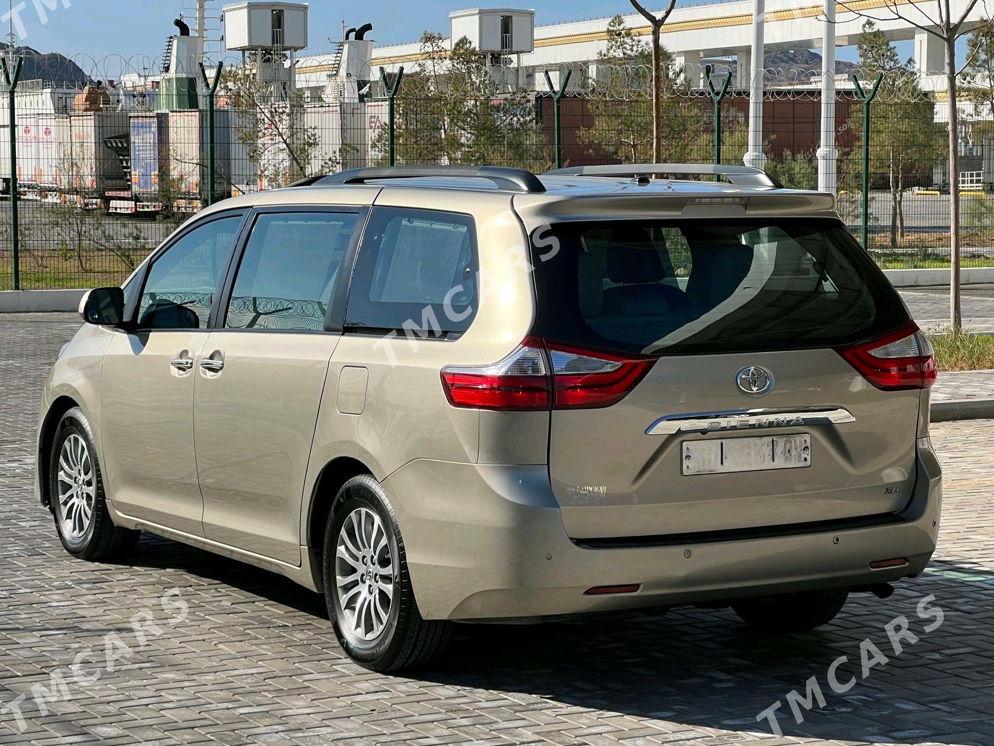 Toyota Sienna 2015 - 334 000 TMT - Türkmenbaşy - img 5