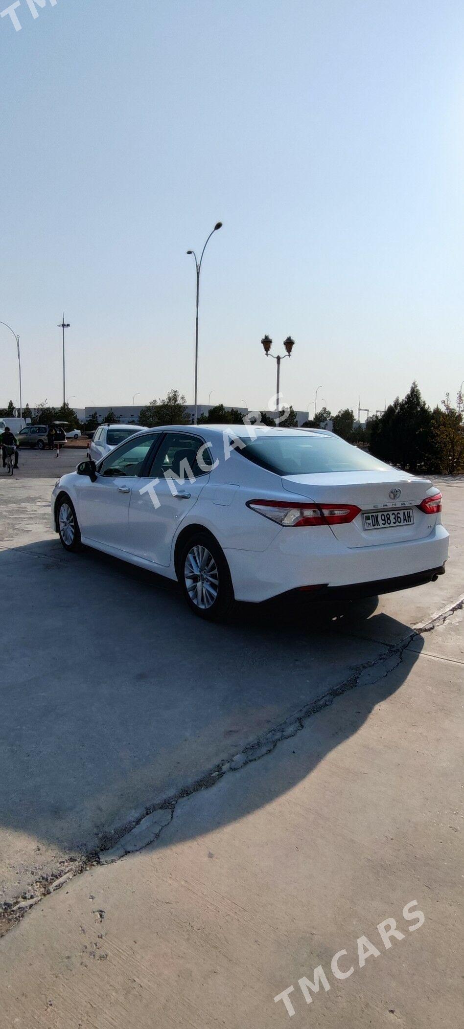 Toyota Camry 2018 - 260 000 TMT - Aşgabat - img 2