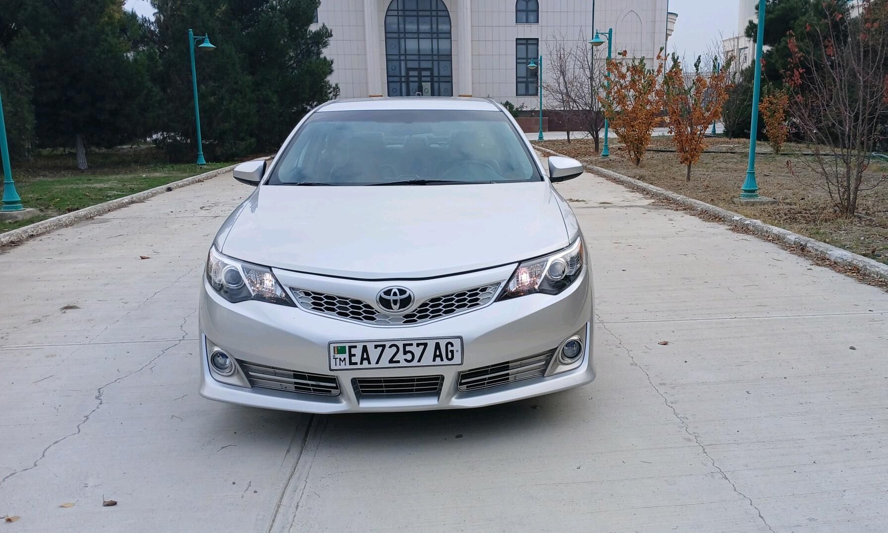 Toyota Camry 2013 - 199 000 TMT - Бузмеин - img 5