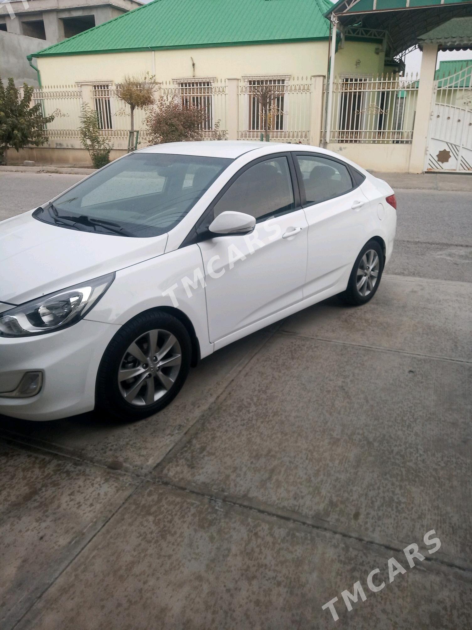 Hyundai Accent 2013 - 138 000 TMT - Aşgabat - img 4