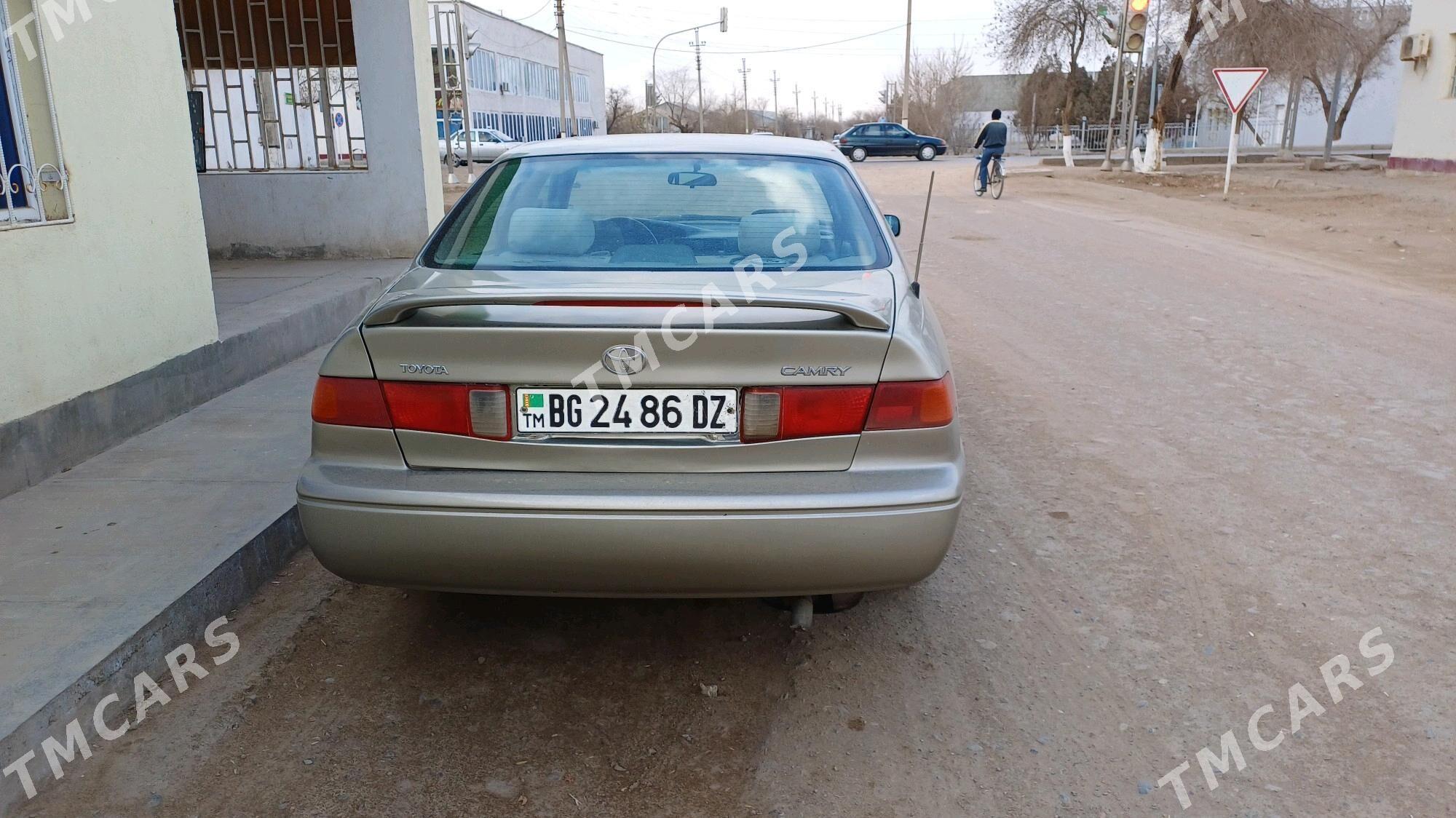 Toyota Camry 1999 - 109 000 TMT - Болдумсаз - img 3