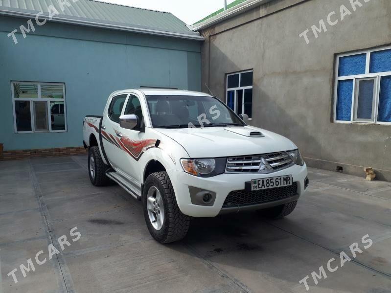 Mitsubishi L200 2010 - 130 000 TMT - Мары - img 2