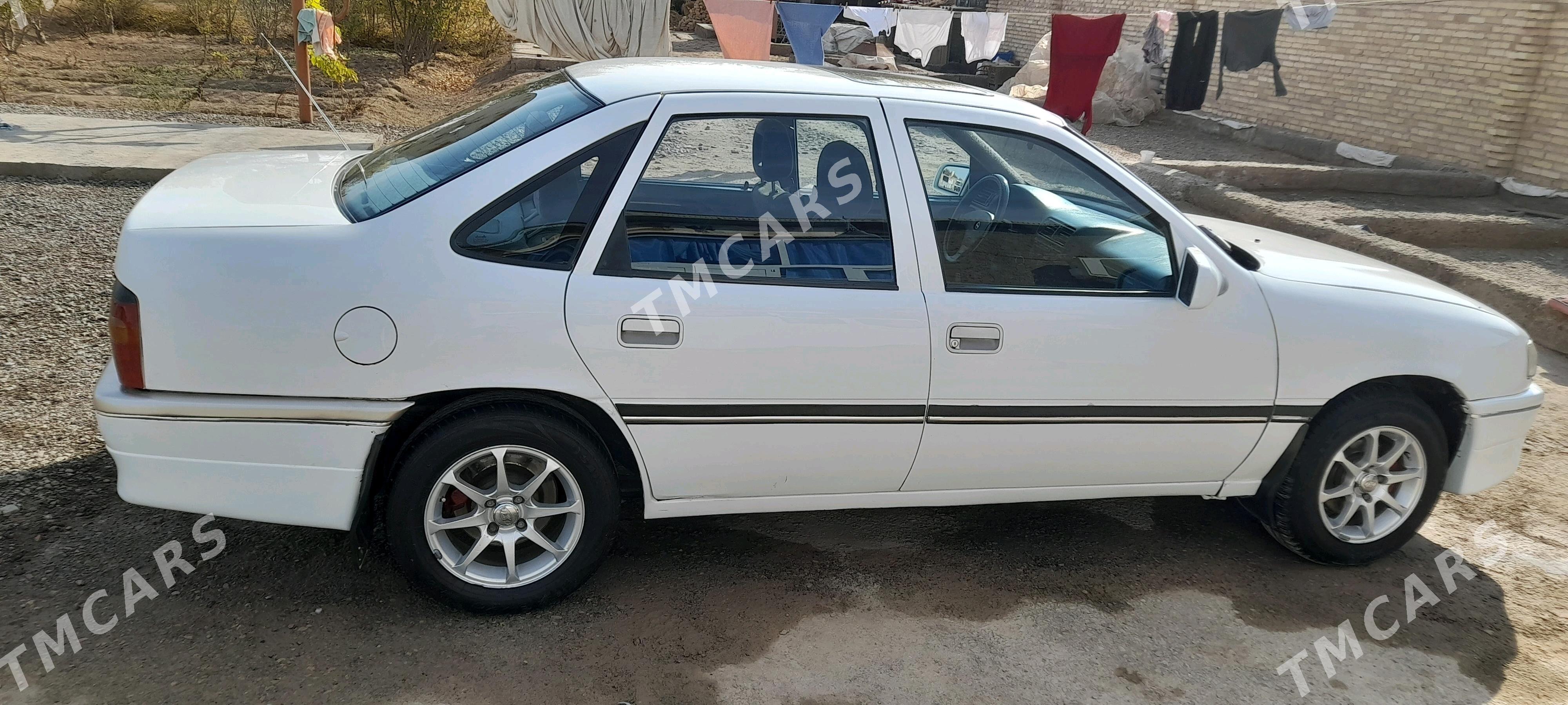 Opel Vectra 1991 - 46 000 TMT - Серахс - img 2