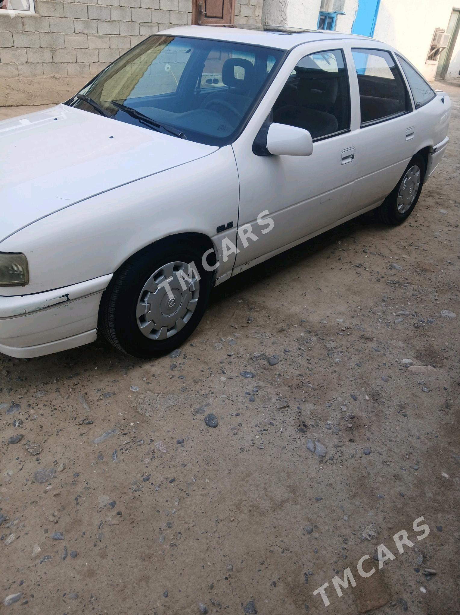 Opel Vectra 1992 - 21 000 TMT - Бузмеин - img 2