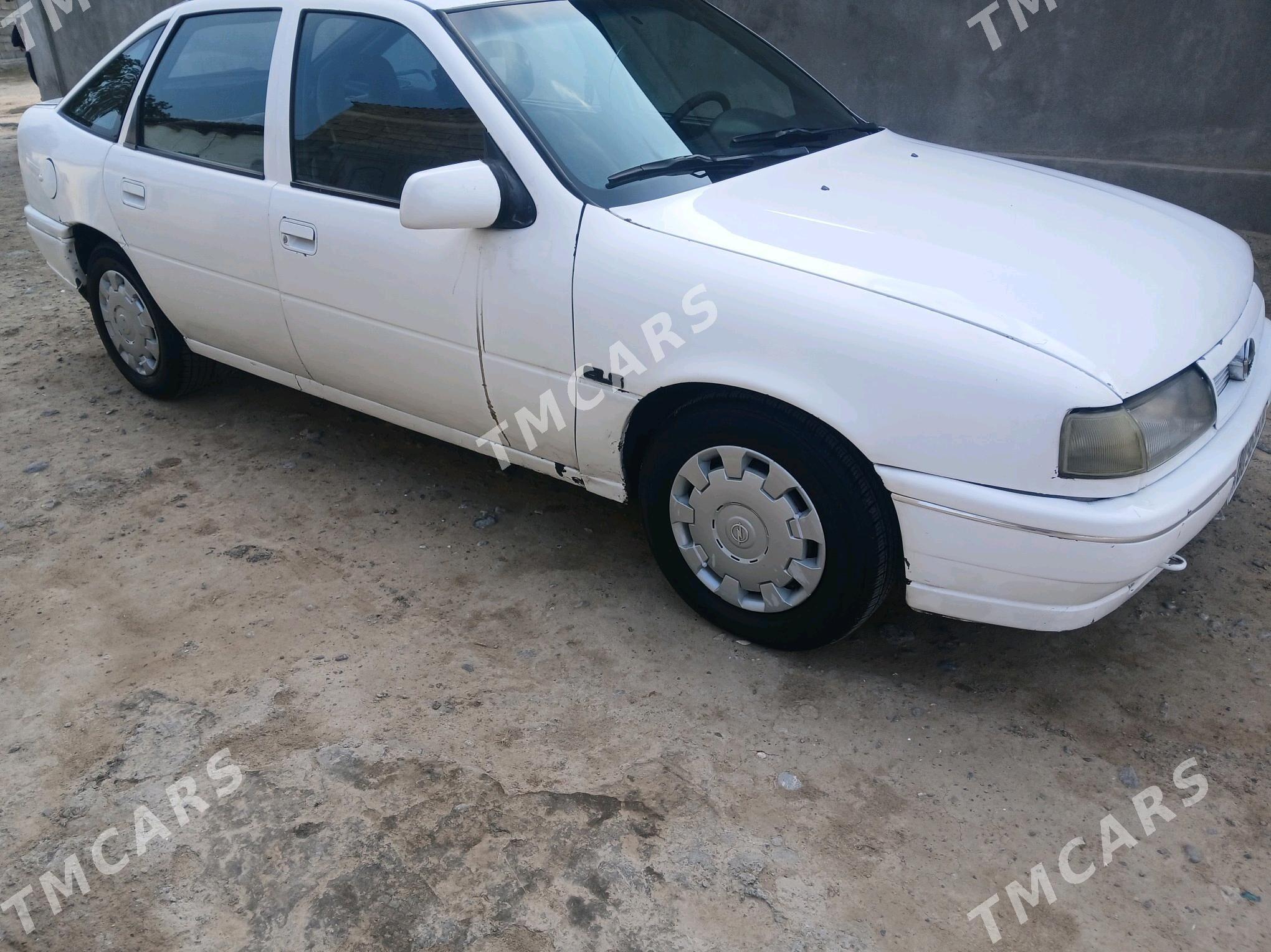 Opel Vectra 1992 - 21 000 TMT - Бузмеин - img 3