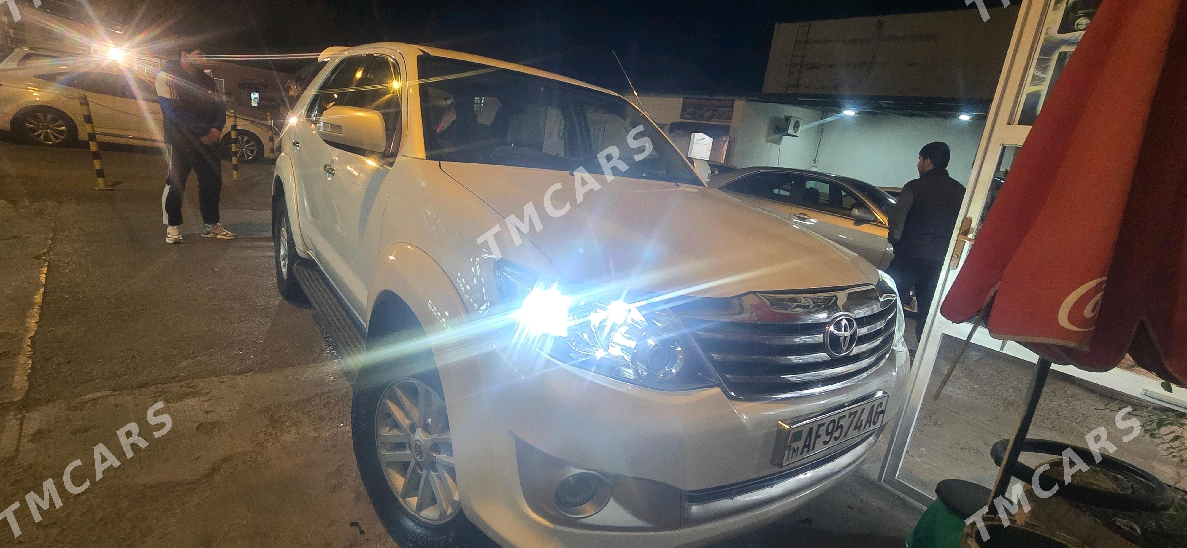 Toyota Fortuner 2014 - 345 000 TMT - 11 mkr - img 8