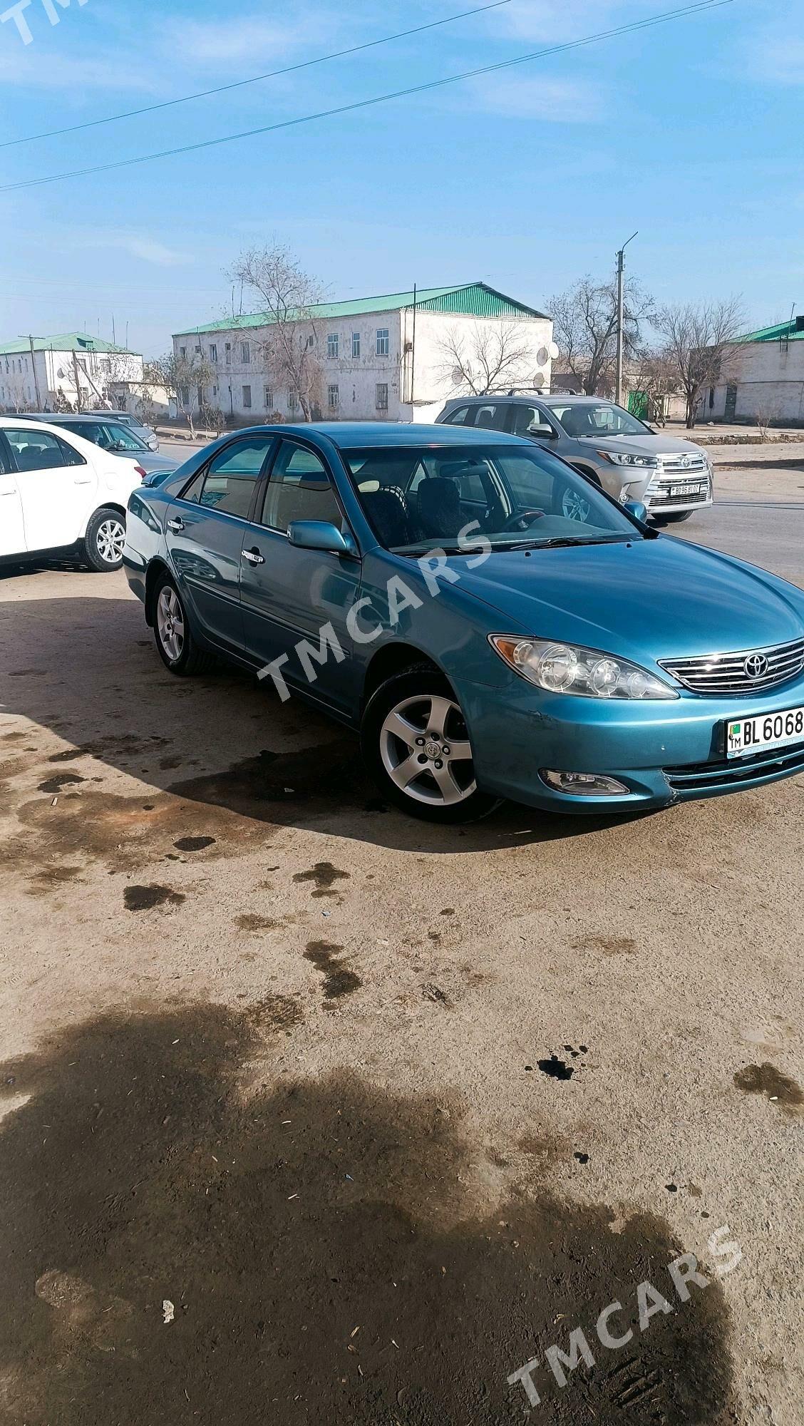 Toyota Camry 2002 - 130 000 TMT - Гурбансолтан Едже - img 3