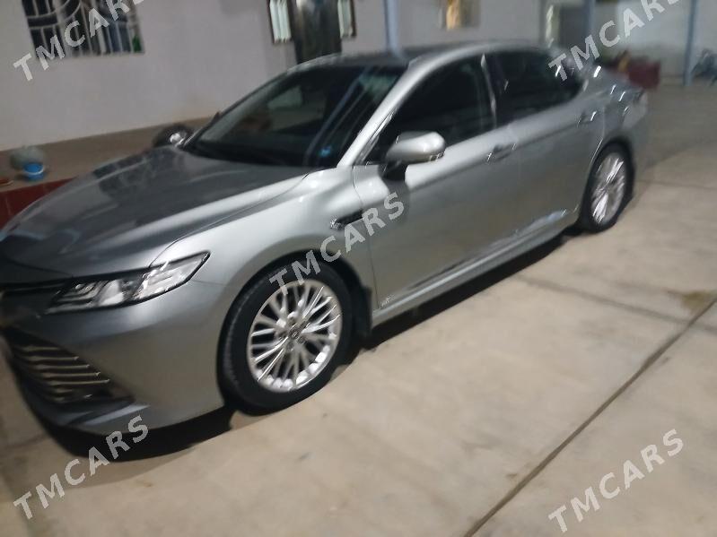 Toyota Camry 2018 - 265 000 TMT - Гёкдепе - img 3