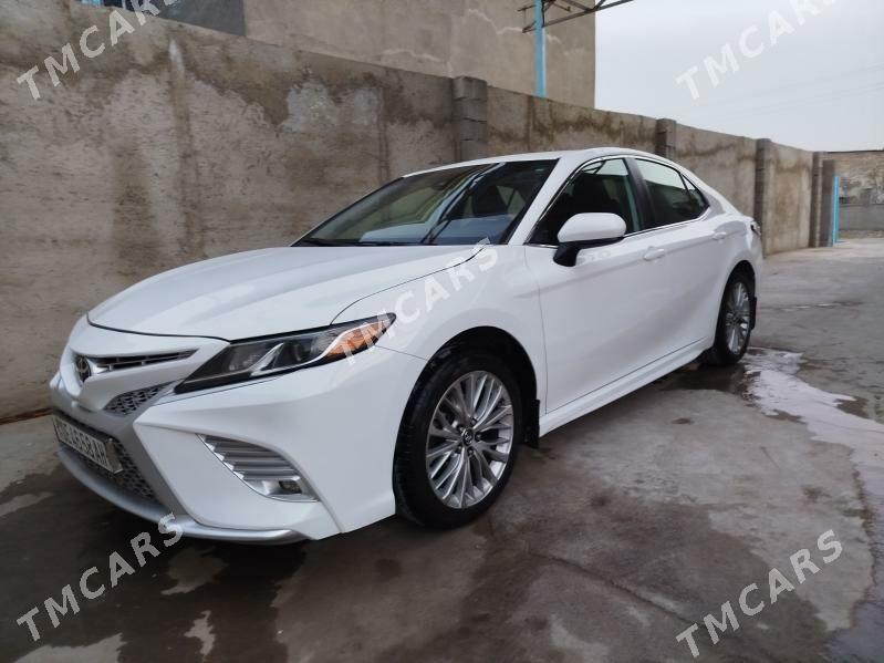 Toyota Camry 2019 - 240 000 TMT - Анев - img 5