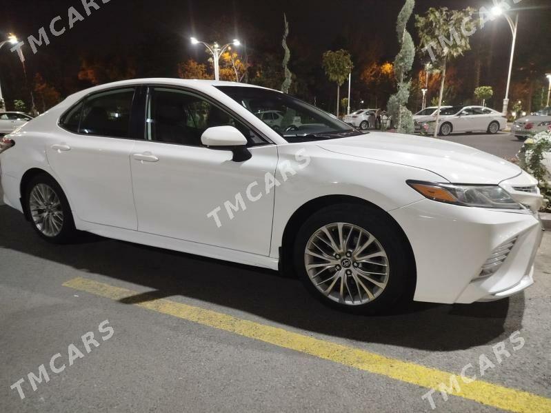 Toyota Camry 2019 - 240 000 TMT - Анев - img 3