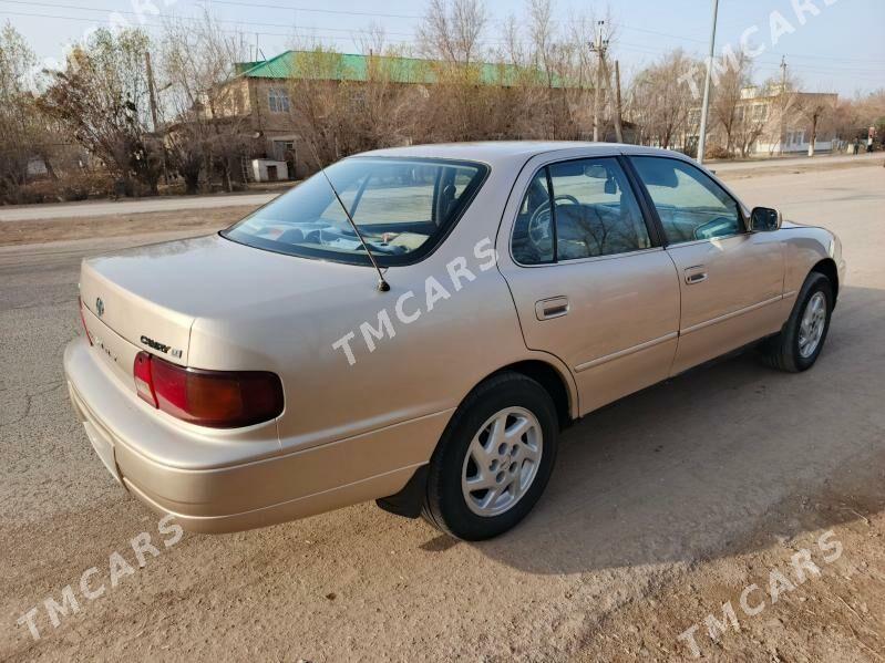 Toyota Camry 1996 - 72 000 TMT - Кёнеургенч - img 2