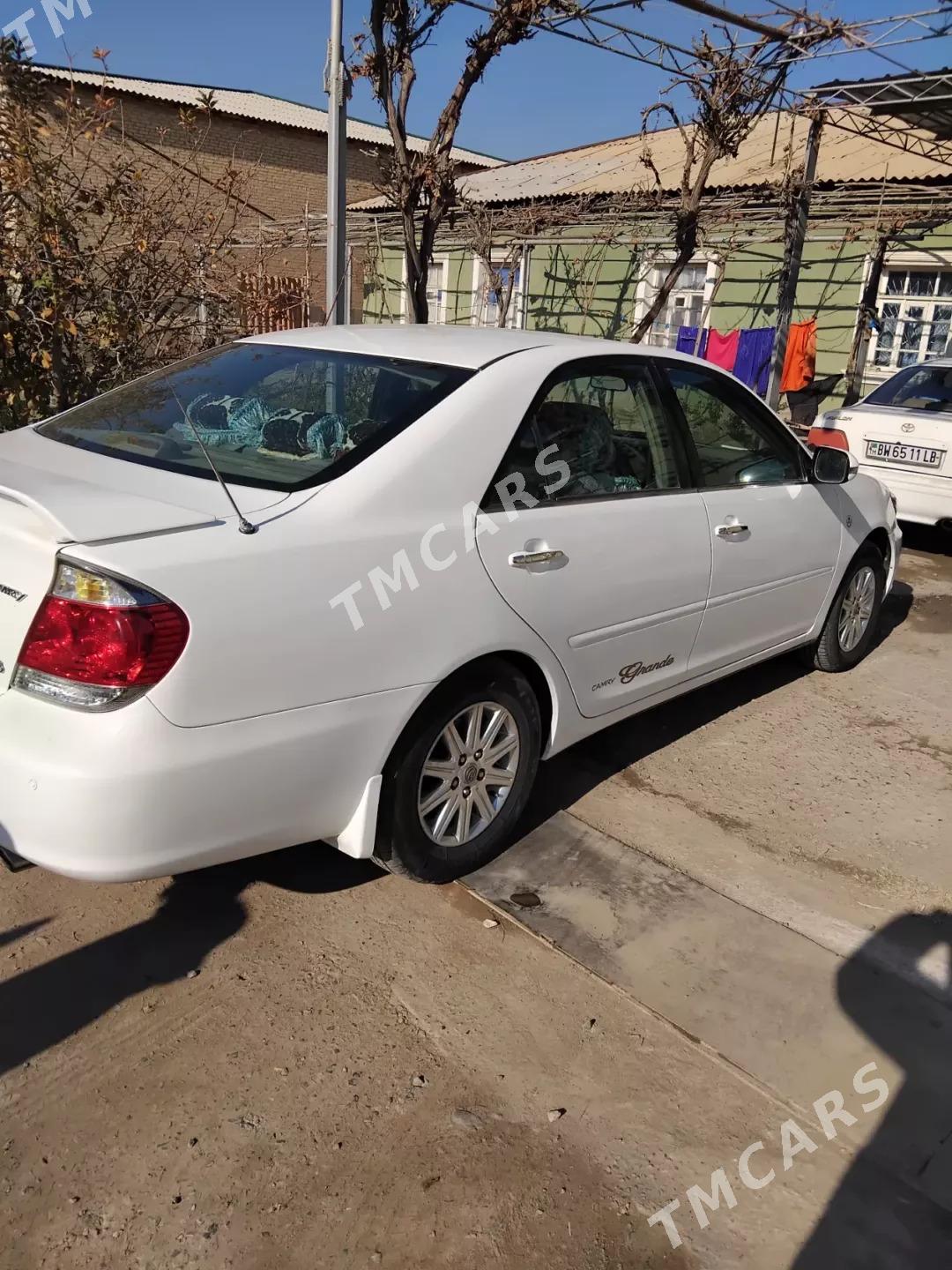 Toyota Camry 2006 - 180 000 TMT - Фарап - img 3