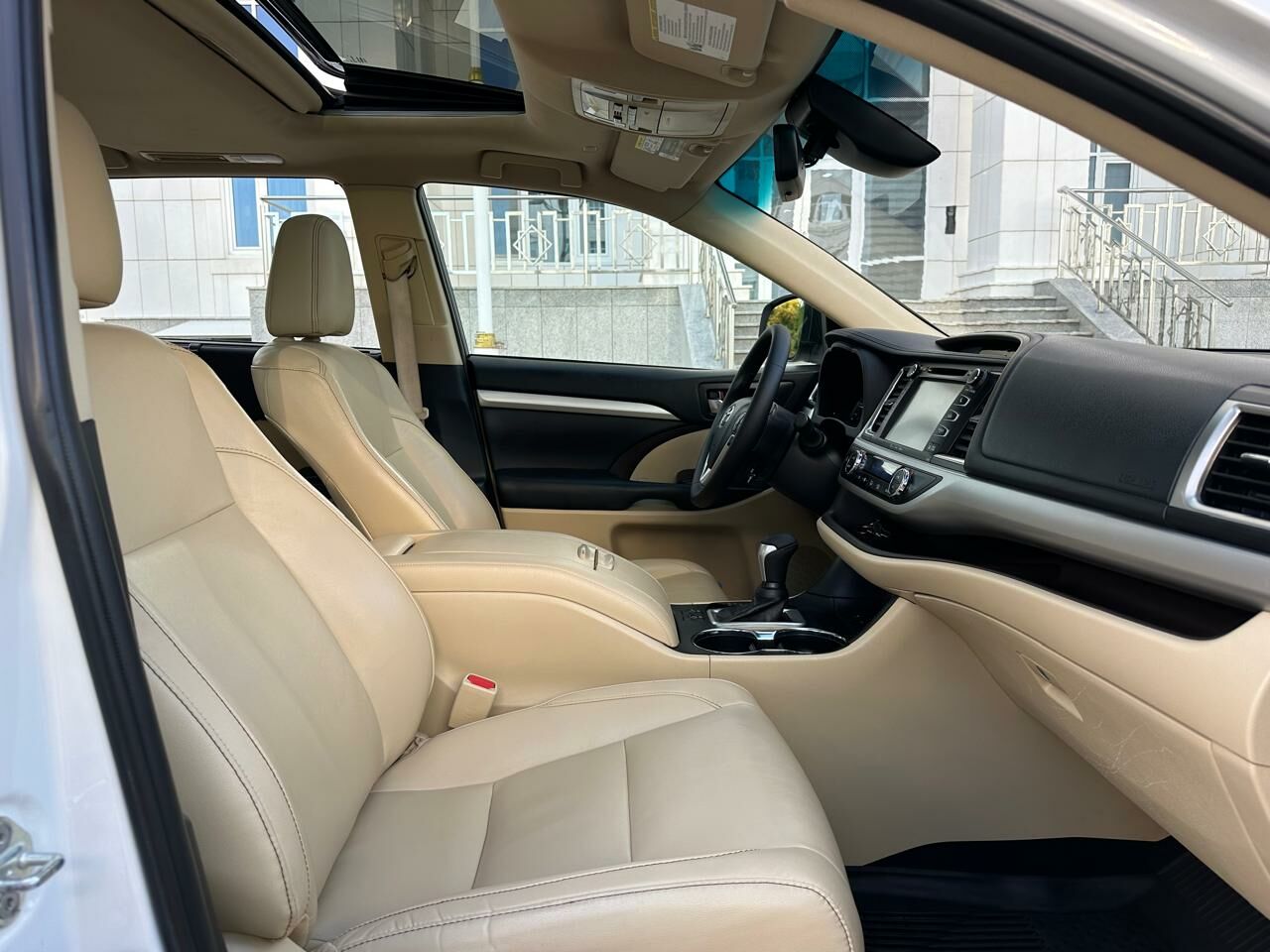 Toyota Highlander 2019 - 495 000 TMT - Aşgabat - img 9