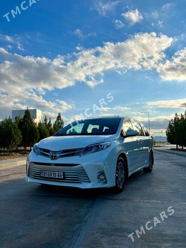 Toyota Sienna 2018 - 430 000 TMT - Täze zaman - img 6