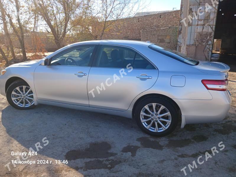 Toyota Camry 2010 - 170 000 TMT - Köneürgenç - img 2