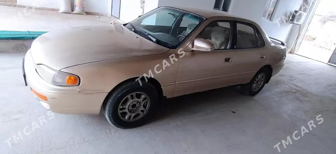 Toyota Camry 1996 - 55 000 TMT - Garabekewül - img 3