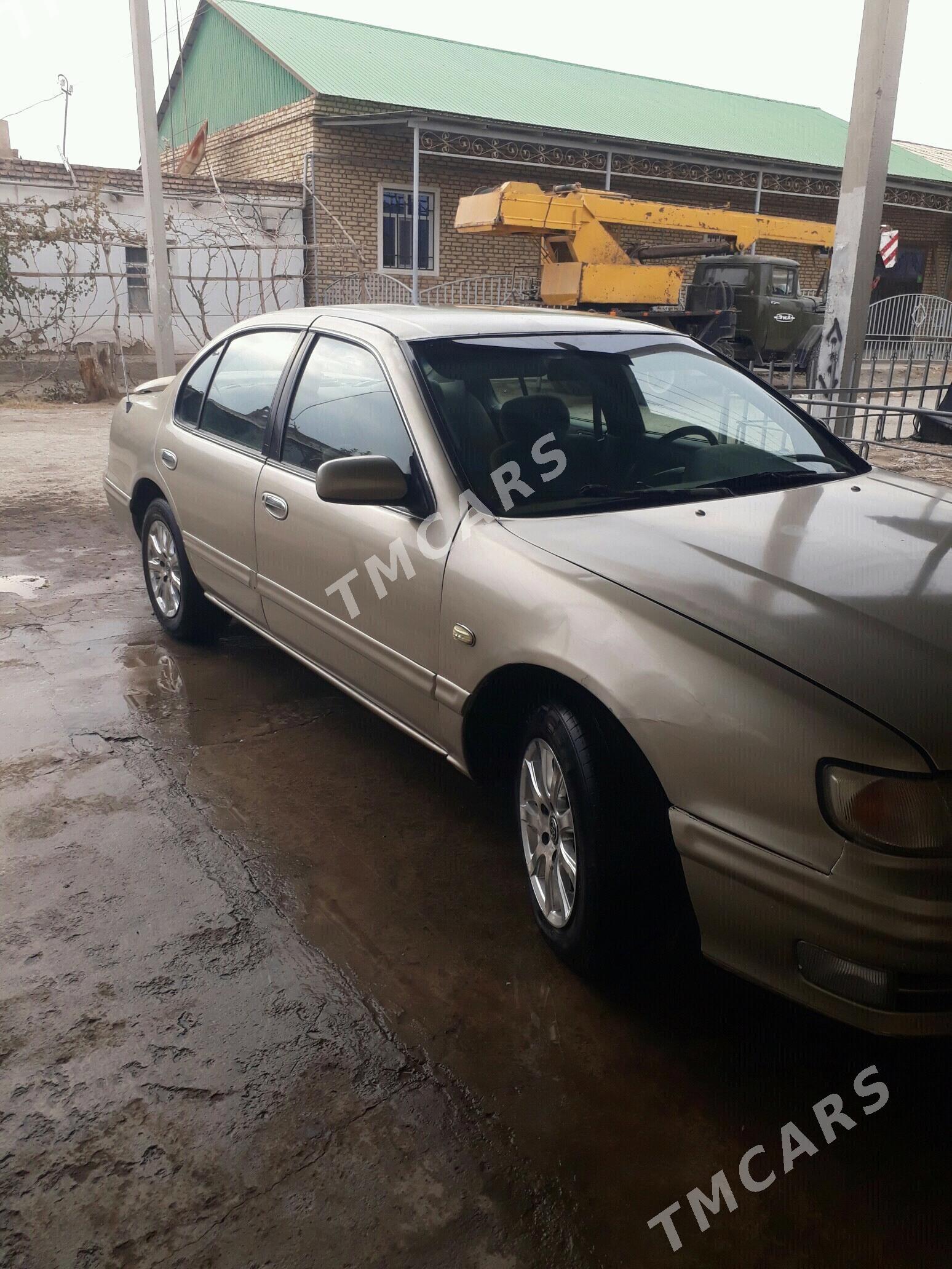 Nissan Maxima 1997 - 39 000 TMT - Дашогуз - img 3