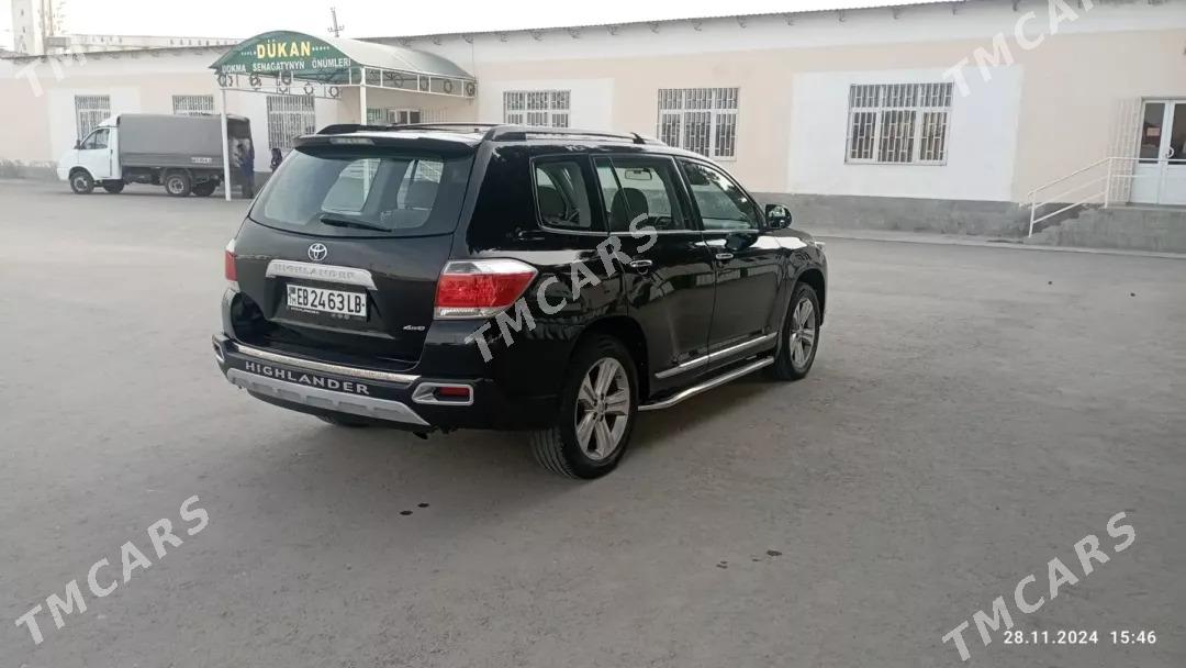 Toyota Highlander 2013 - 290 000 TMT - Туркменабат - img 2