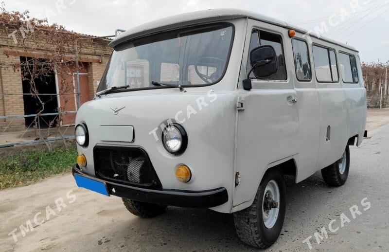 UAZ 2206 1999 - 50 000 TMT - Чарджоу - img 2