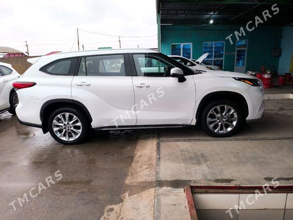 Toyota Highlander 2021 - 670 000 TMT - Aşgabat - img 2