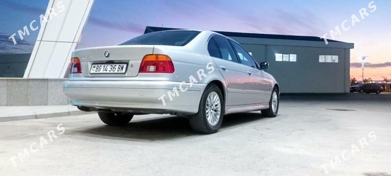 BMW E39 2002 - 130 000 TMT - Balkanabat - img 3